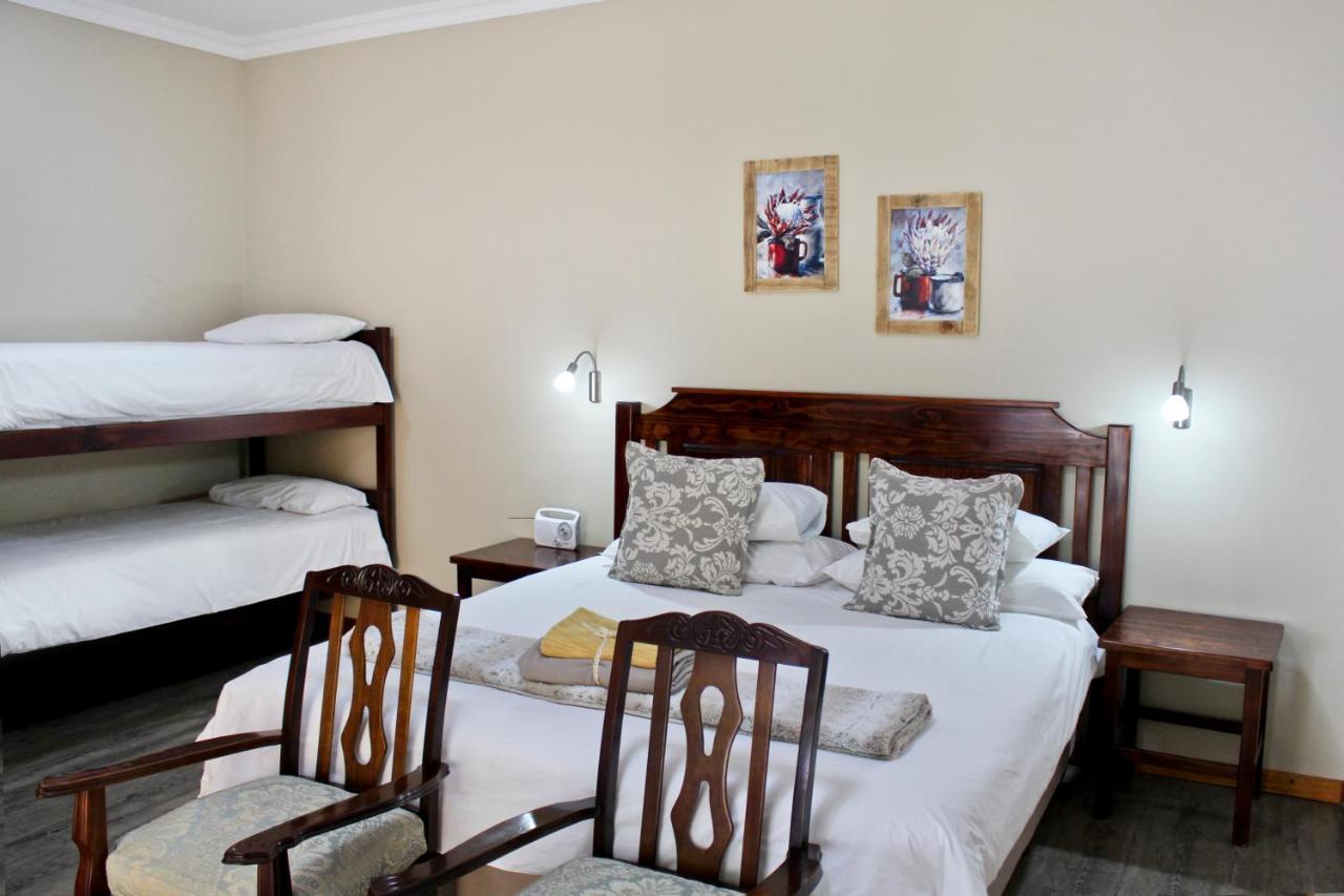 17 On Bird Guest House Beaufort West Exteriér fotografie